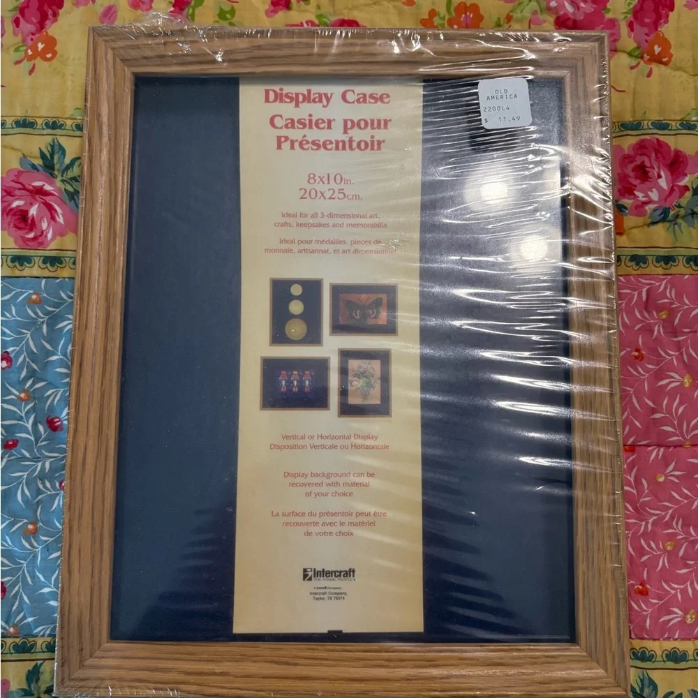 Intercraft Display Case Brown Woodgrain Frame